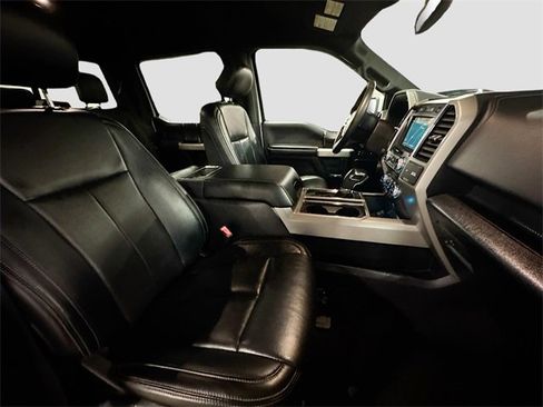 Used 2019 Ford F150 Lariat w/ Equipment Group 502A Luxury image 27