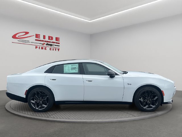 New 2026 Dodge Charger R/T AWD/4WD image 9