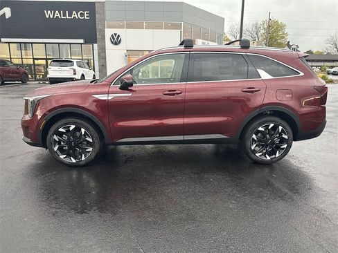 New 2025 Kia Sorento EX w/ Panoramic Sunroof Package image 3