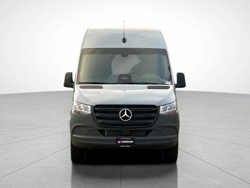 New 2025 Mercedes-Benz Sprinter 2500 image 5