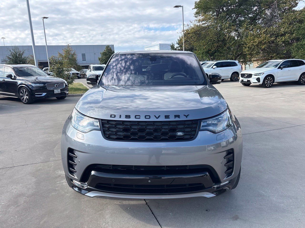 Used 2021 Land Rover Discovery S R-Dynamic AWD/4WD image 2