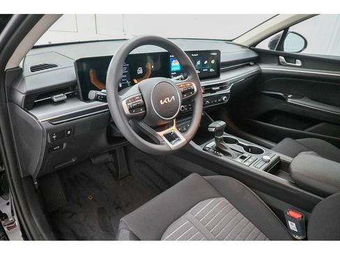 New 2026 Kia K5 LXS image 16