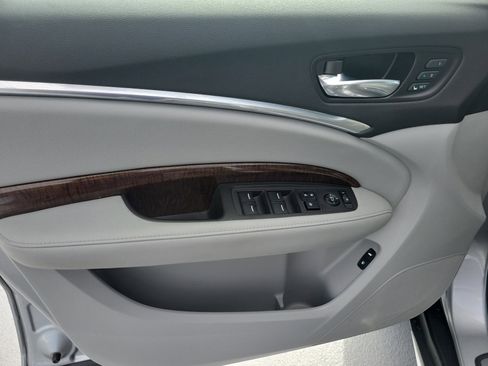 Used 2020 Acura MDX FWD image 20