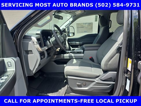 New 2025 Ford F250 XLT image 9