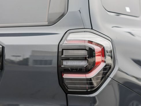 Certified 2025 Toyota 4Runner Platinum AWD/4WD image 32