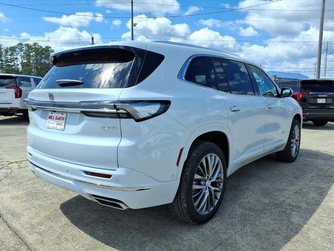 New 2026 Buick Enclave Avenir w/ Super Cruise Package image 7