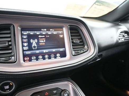 Used 2023 Dodge Challenger SXT w/ Plus Package image 21