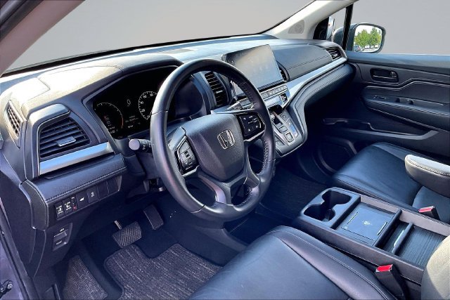 Used 2025 Honda Odyssey EX-L image 17