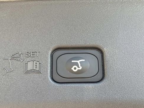 New 2026 Lincoln Nautilus Premier w/ Equipment Group 102A image 13