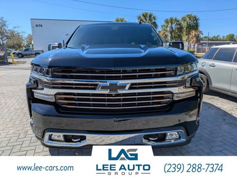 Used 2019 Chevrolet Silverado 1500 High Country w/ Technology Package image 7