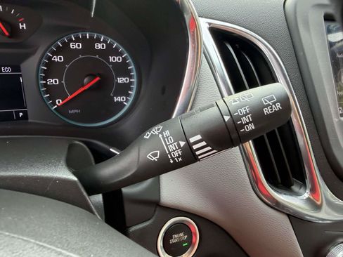 Certified 2023 Chevrolet Equinox LS AWD/4WD image 26