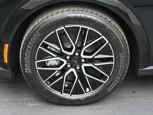 Used 2025 Ford Mustang Mach-E Premium image 29