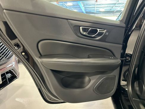 Certified 2023 Volvo S60 B5 Plus w/ Climate Package AWD/4WD image 21