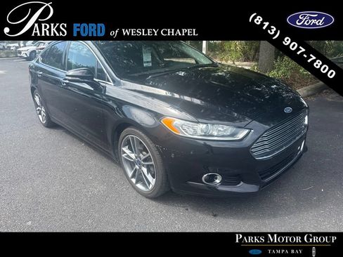 Used 2016 Ford Fusion Titanium FWD image 3