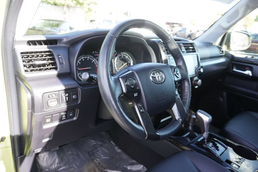 Used 2023 Toyota 4Runner TRD Off-Road Premium w/ Off Road Premium Plus Package AWD/4WD image 29