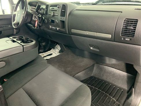 Used 2013 GMC Sierra 2500 SLE w/ SLE Preferred Package image 14