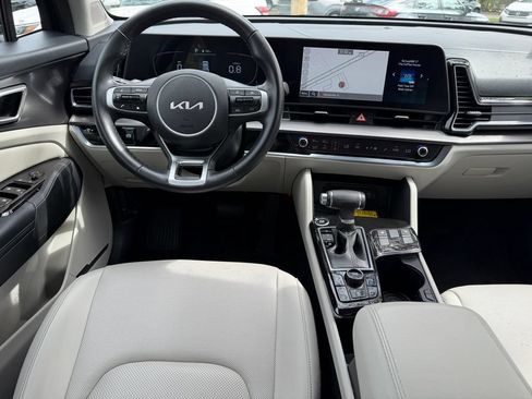 Used 2023 Kia Sportage EX FWD image 14