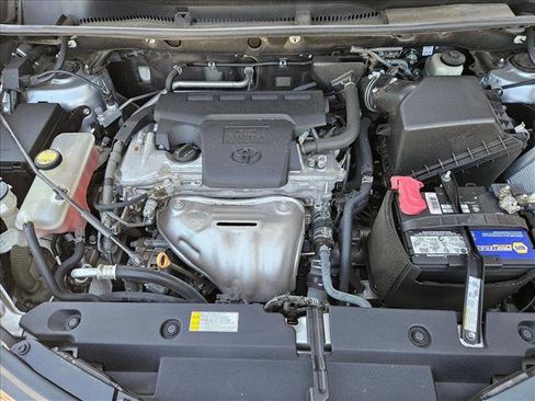 Used 2017 Toyota RAV4 SE FWD image 28