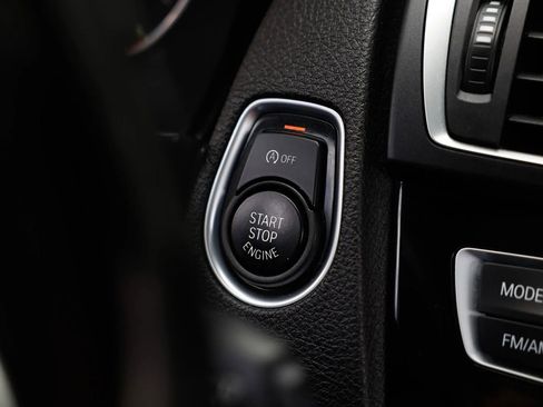 Used 2016 BMW M235i Coupe image 28