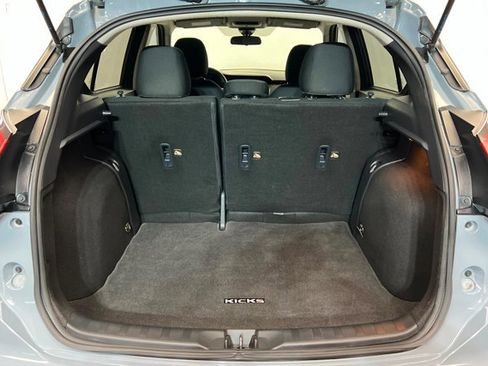Used 2021 Nissan Kicks SV image 22