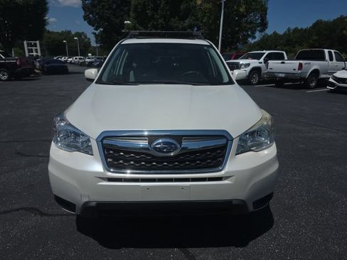 Used 2014 Subaru Forester 2.5i Premium w/ Popular Package #2 AWD/4WD image 2