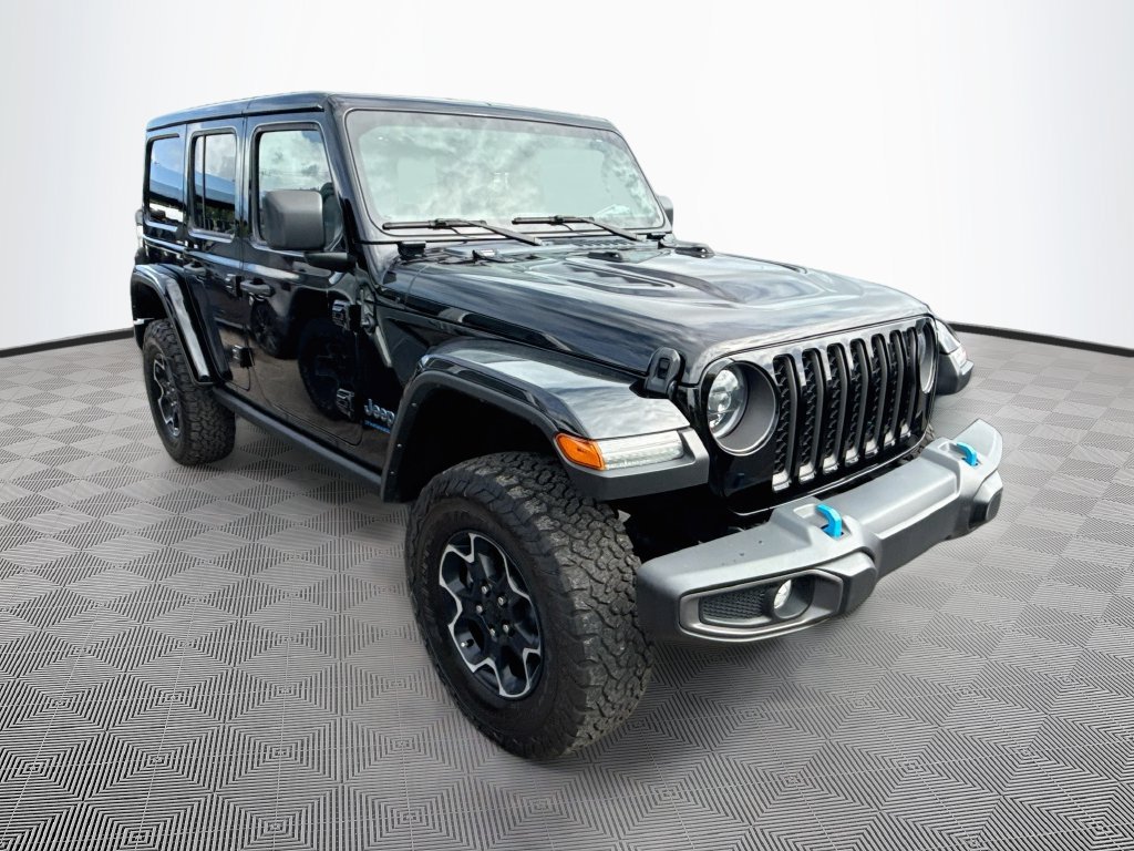 Used 2023 Jeep Wrangler Unlimited Rubicon 4xe w/ Cold Weather Group AWD/4WD image 4
