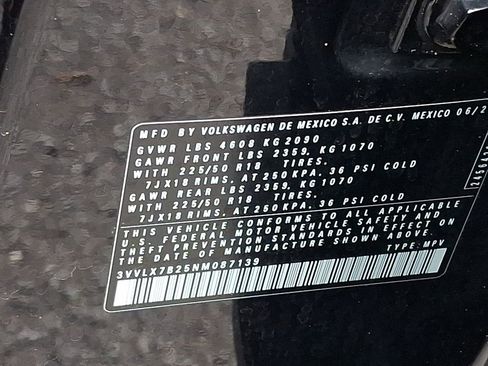 Used 2022 Volkswagen Taos SE image 26