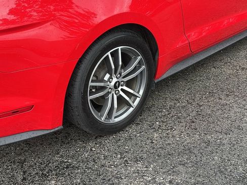 Used 2015 Ford Mustang Premium RWD image 8