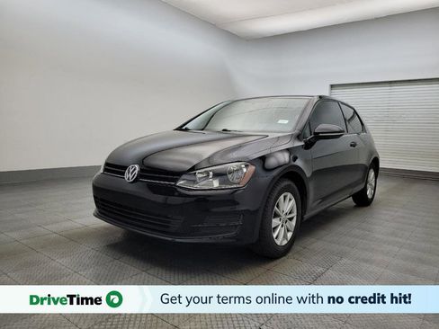 Used 2015 Volkswagen Golf S image 1