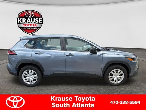 Used 2026 Toyota Corolla Cross L FWD image 4