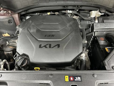 Used 2022 Kia Telluride LX AWD/4WD image 25