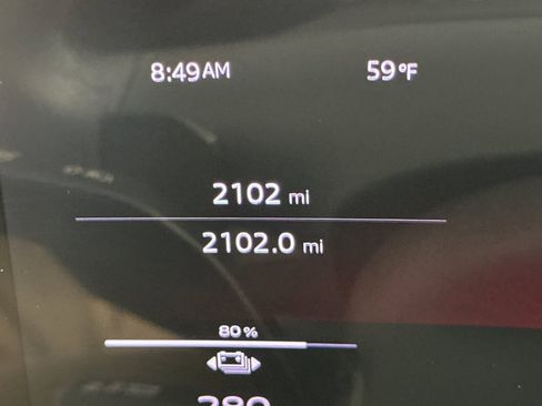 Used 2025 Audi Q6 e-tron Premium w/ Convenience Package image 24