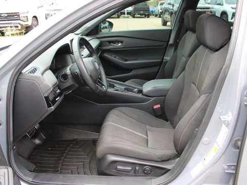 Used 2024 Honda Accord Sport image 7