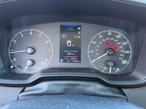 Used 2024 Toyota Corolla LE image 17