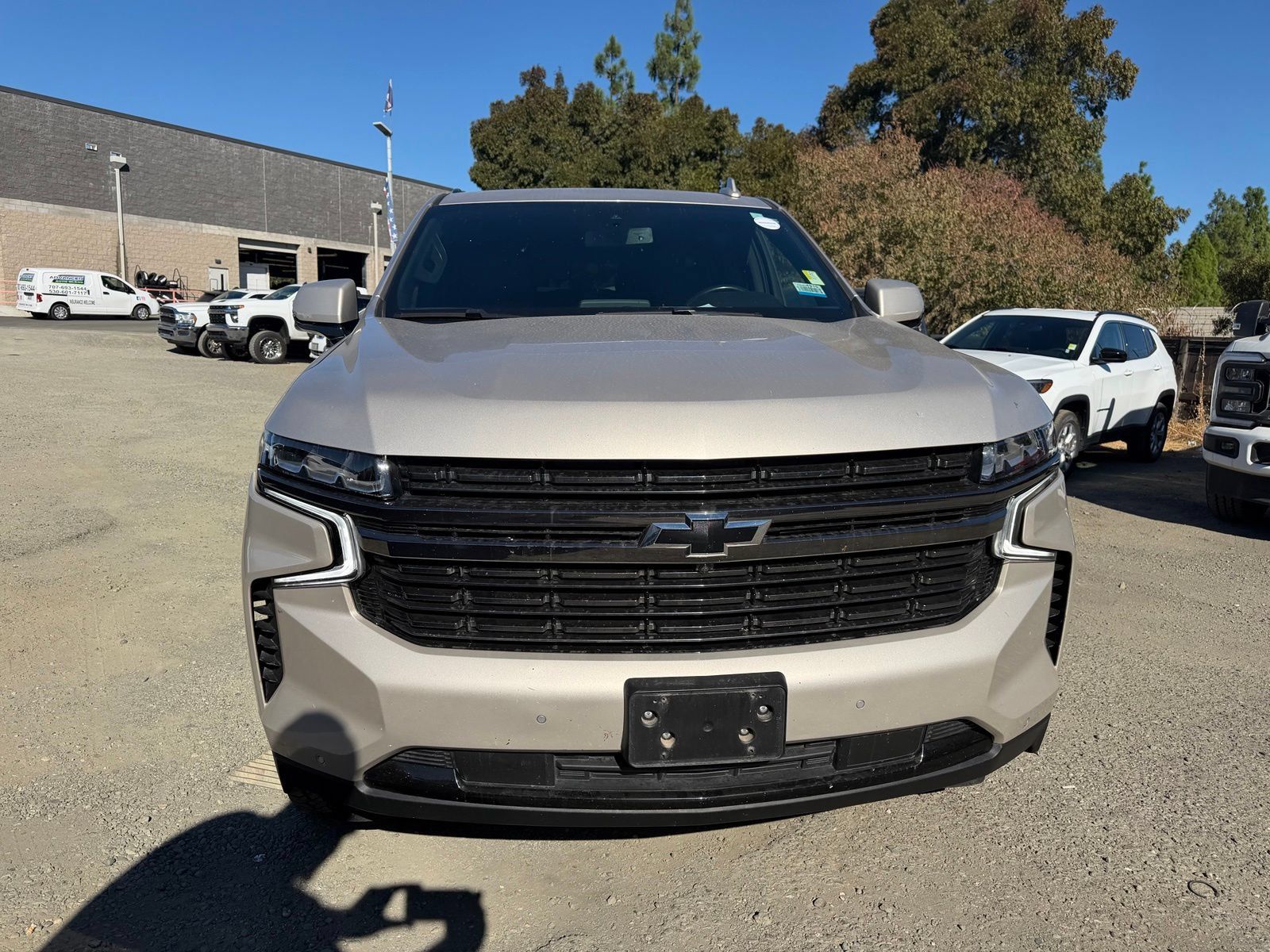 Used 2022 Chevrolet Suburban RST w/ Luxury Package AWD/4WD image 8