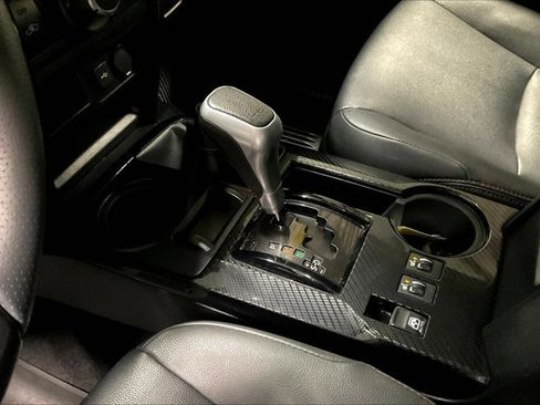 Certified 2020 Toyota 4Runner TRD Off-Road Premium image 18