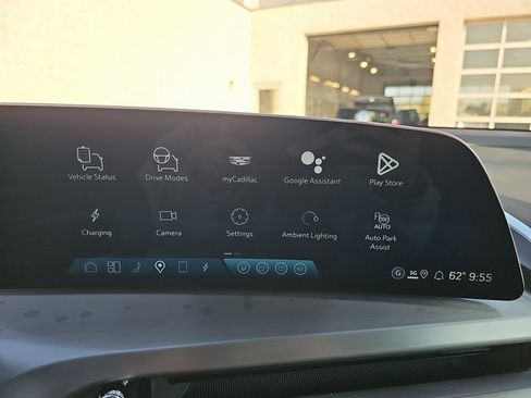 New 2026 Cadillac Vistiq Luxury w/ LPO, Floor Liner Package image 22