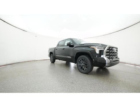 New 2025 Toyota Tundra Platinum image 29