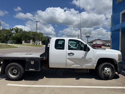 Used 2013 Chevrolet Silverado 3500 W/T RWD image 5