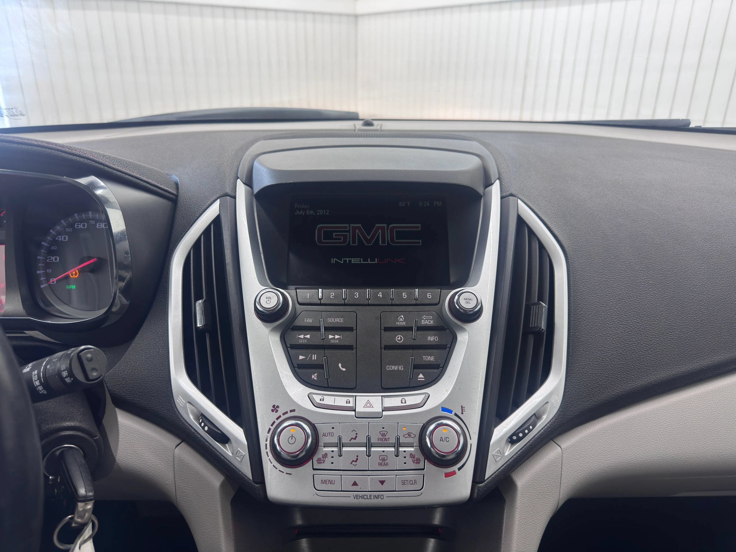 Used 2013 GMC Terrain SLT FWD image 18