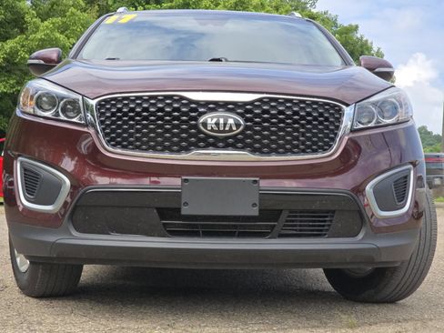 Used 2017 Kia Sorento AWD w/ LX Convenience Package image 13