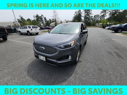 Used 2024 Ford Edge SEL w/ Convenience Package image 4