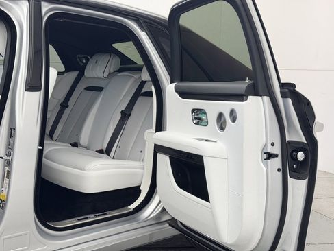 Certified 2023 Rolls-Royce Ghost Black Badge w/ Black Badge Ghost Package image 19