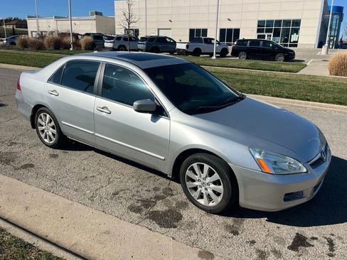 Used 2007 Honda Accord EX-L image 2