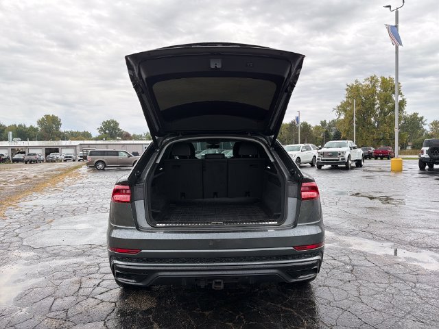 Used 2019 Audi Q8 Premium Plus w/ Premium Plus AWD/4WD image 20