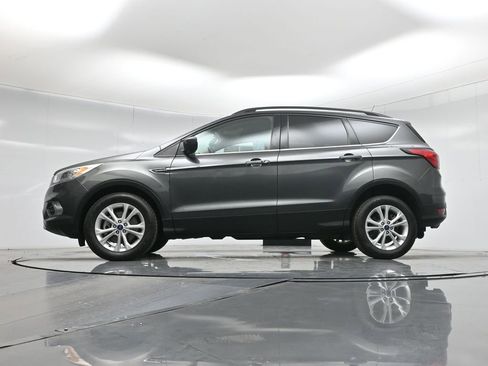 Used 2019 Ford Escape SEL image 48