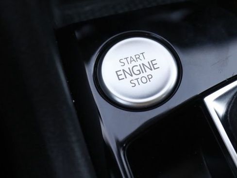 Used 2024 Volkswagen Taos SEL image 22