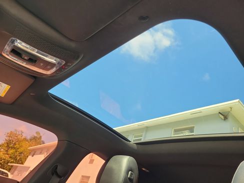 Used 2021 Mercedes-Benz CLA 250 w/ Premium Package image 28