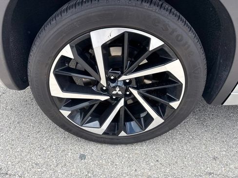 Used 2023 Mitsubishi Outlander SEL AWD/4WD image 14