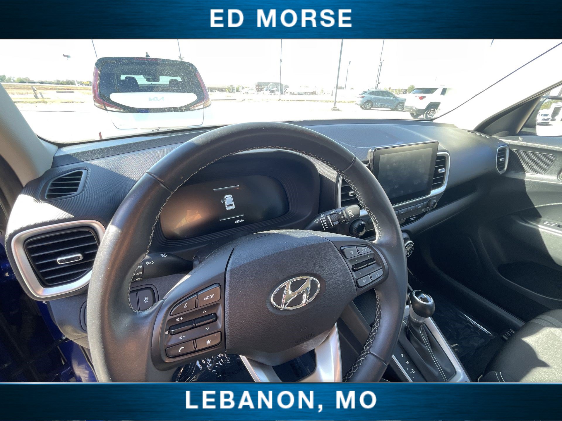 Used 2025 Hyundai Venue SEL FWD image 10